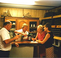 Amarillo Vines - Redcliffe Tourism