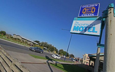 The Beachfront Motel - Redcliffe Tourism 4