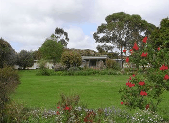Camperdown Cascade Motel - Redcliffe Tourism