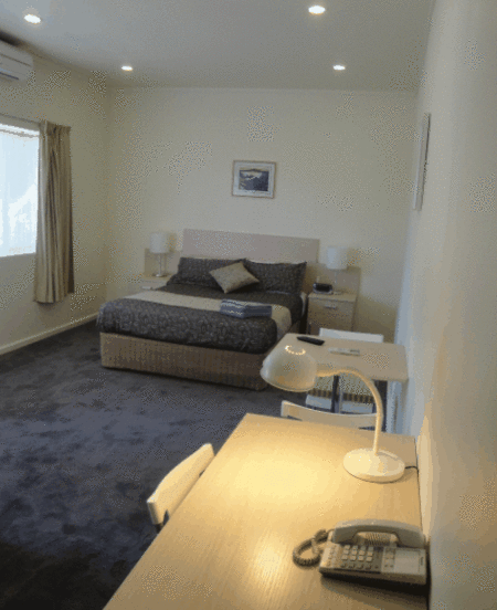 Adelaide Granada Motor Inn - Redcliffe Tourism 4