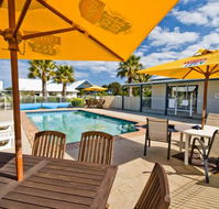 Torquay Tropicana Motel - Redcliffe Tourism