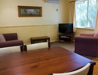 View Hill Holiday Units - Redcliffe Tourism 0