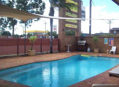 Town And Country Motor Inn Cobar - Redcliffe Tourism 0
