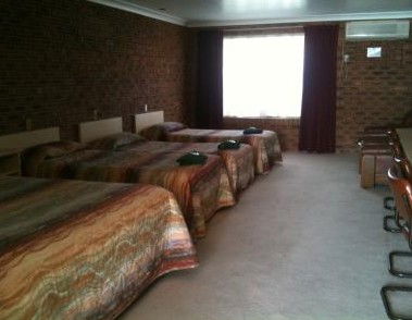 Town And Country Motor Inn Cobar - Redcliffe Tourism 3