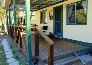 Peaceful Bay Chalets - Redcliffe Tourism