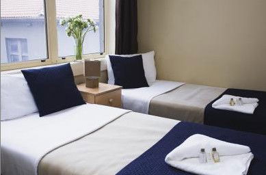 Macleay Lodge - Redcliffe Tourism 3