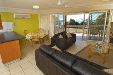 Belvedere Apartments - Redcliffe Tourism 2