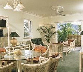 Cairns Colonial Club Resort - Redcliffe Tourism 1
