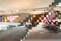 Clan Lakeside Lodge - Redcliffe Tourism 4