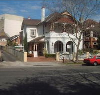 Mclaren Hotel - Redcliffe Tourism