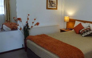 Colonial Lodge Motor Inn - Redcliffe Tourism 2
