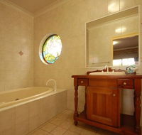Country Gardens Motor Inn - Redcliffe Tourism