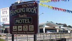 Hanging Rock Family Motel - Redcliffe Tourism 3