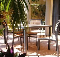 Clarks Beach Apartment - Redcliffe Tourism