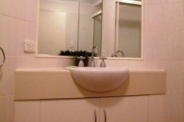 Clarks Beach Apartment - Redcliffe Tourism 1