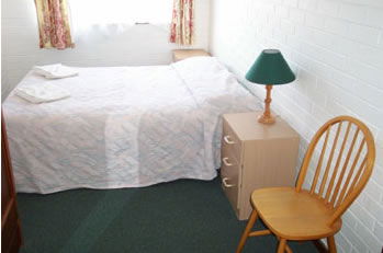 Brownelea Holiday Apartments - Redcliffe Tourism 4