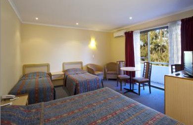 Best Western Reef Motor Inn - Redcliffe Tourism 2