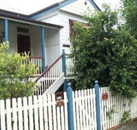 Eskdale Bed And Breakfast - Redcliffe Tourism