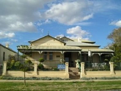 Henley Beach SA Redcliffe Tourism