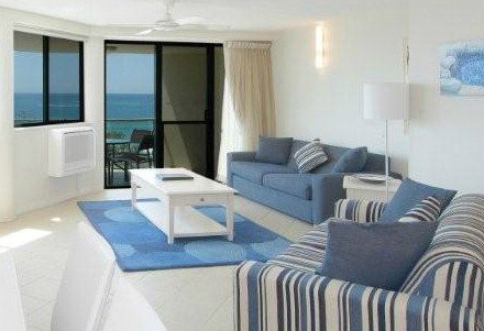 Malibu Mooloolaba - Redcliffe Tourism 3