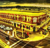 Royal Hotel - Redcliffe Tourism