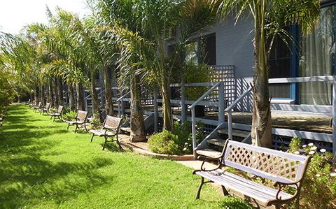 Inverloch Motel - Redcliffe Tourism 3