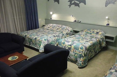 Inverloch Motel - Redcliffe Tourism 4