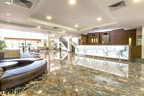 Ramada Hotel Hope Harbour - Redcliffe Tourism 1