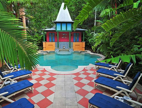 Martinique On Macrossan - Redcliffe Tourism 1