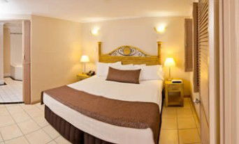 Regal Port Douglas - Redcliffe Tourism 3