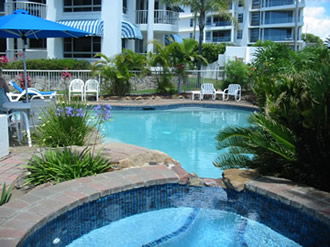 Estoril On Moffat Holiday Apartments - Redcliffe Tourism 4