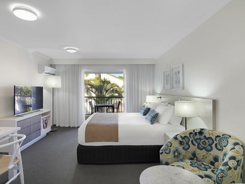 Oaks Oasis - Redcliffe Tourism 5