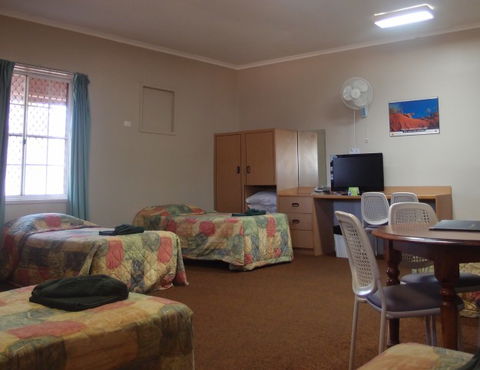 Bluestone Motor Inn - Redcliffe Tourism 1