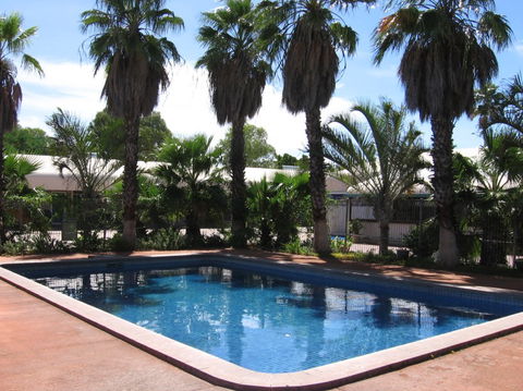 Bluestone Motor Inn - Redcliffe Tourism 4