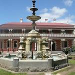 Jens Town Hall Hotel - Redcliffe Tourism 2