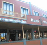 Harp Deluxe Hotel - Redcliffe Tourism