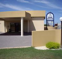 Golden Chain Tower Motor Inn - Redcliffe Tourism