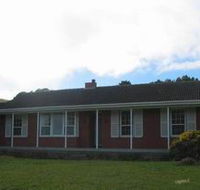 Red Brick Sea Retreat - Redcliffe Tourism