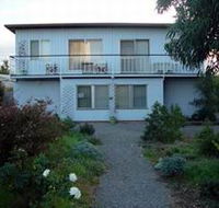 Salty Grape Beach House - Redcliffe Tourism