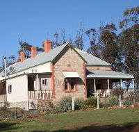 Peggy's Retreat - Redcliffe Tourism