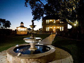 Rose-Eden House - Redcliffe Tourism 0