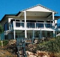 Top Deck Cliff House - Redcliffe Tourism