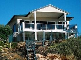 Top Deck Cliff House - Redcliffe Tourism 0