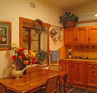 Citrus Cottage - Redcliffe Tourism