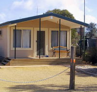 Seabreeze Accommodation - Redcliffe Tourism