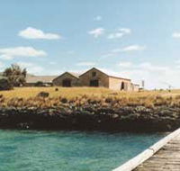 Mt Dutton Bay Woolshed Hostel - Redcliffe Tourism