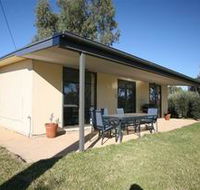 Toolunka Estate Cottage - Redcliffe Tourism