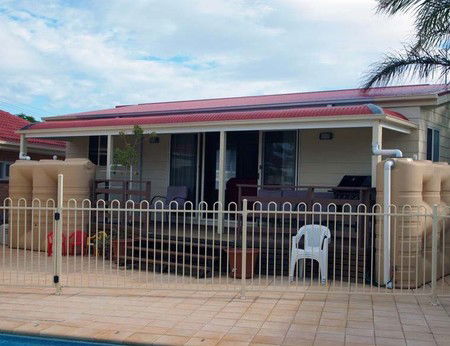 Christies Cottage - Redcliffe Tourism 1