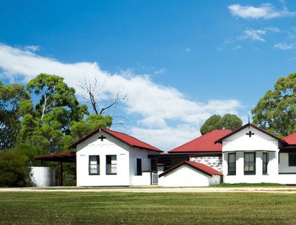 Whurra Mundi Homestead - Redcliffe Tourism 1