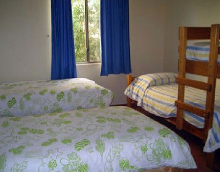 Moonta Bay Beach Villas - Redcliffe Tourism 5
